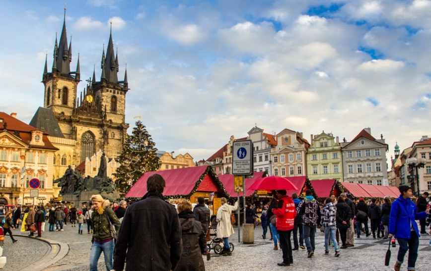 Де оживає Різдво: 5 ярмарків Європи, які переносять у справжню казку Де оживає Різдво: 5 ярмарків Європи, які переносять у справжню казку 4