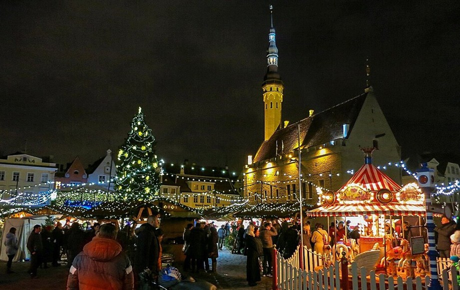 Де оживає Різдво: 5 ярмарків Європи, які переносять у справжню казку Де оживає Різдво: 5 ярмарків Європи, які переносять у справжню казку 6