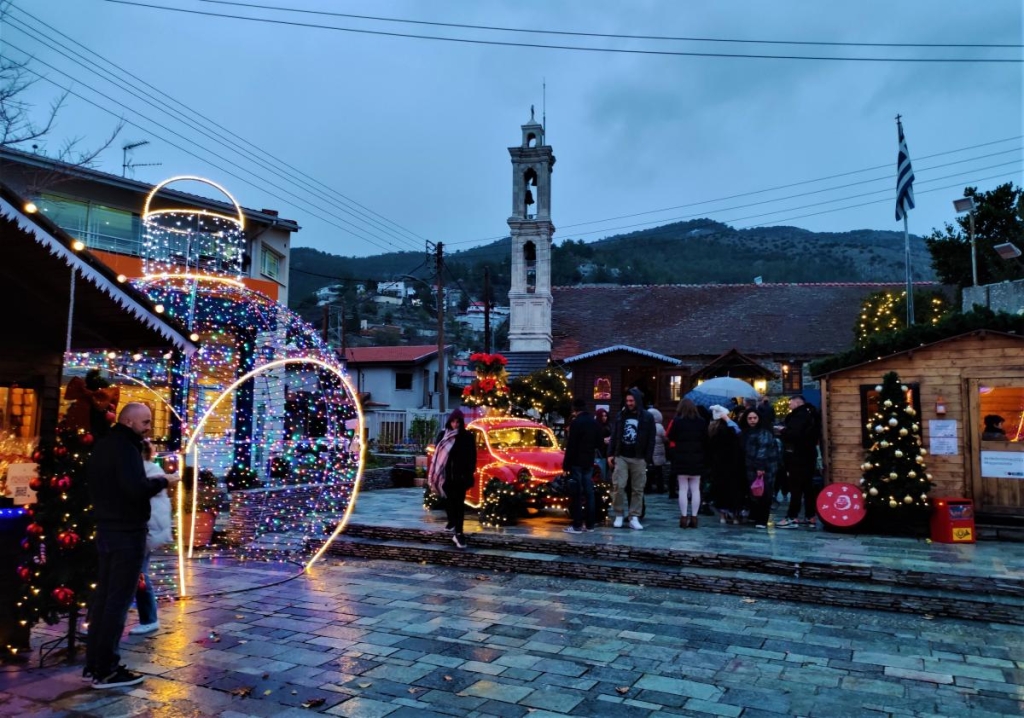 В пошуках дива: куди звозити дитину на Різдво в Європі 7 Різдвяні селища на Кіпрі / фото Марина Григоренко