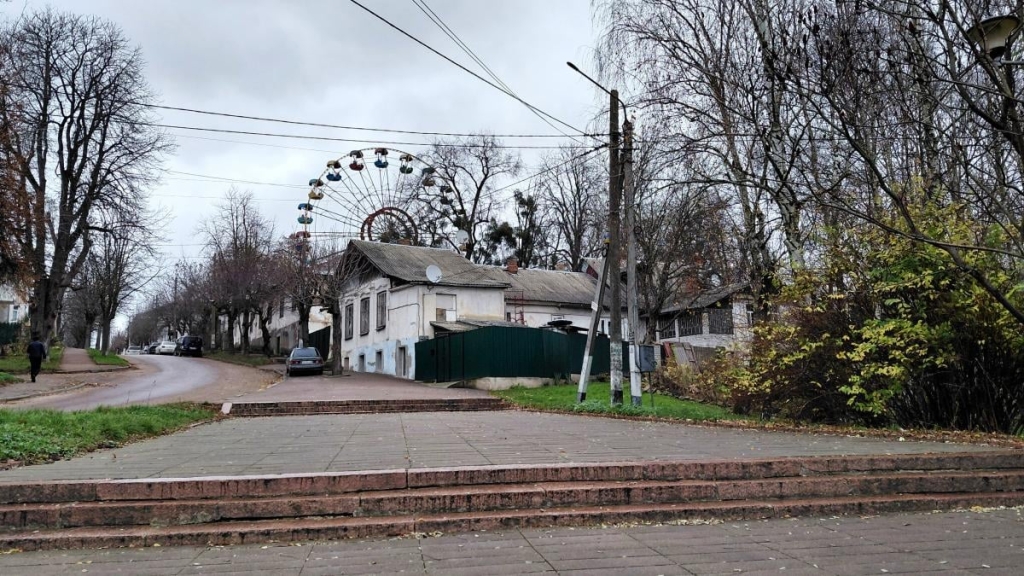 Вікенд в Житомирі: неочікувано приємна втеча на вихідні з Києва 33 Іноді Житомир здається депресивним / фото Марина Григоренко