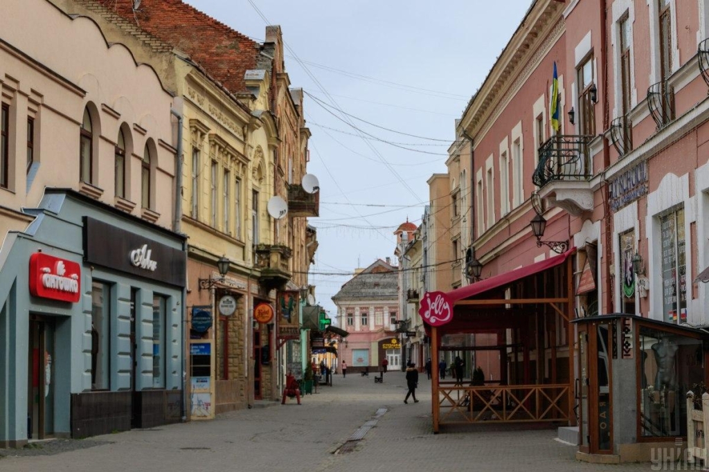 Втеча від блекауту: куди заховатись з дітьми на зимівку 8 Реаліх такі, що аренда житла в Ужгороді дорожча ніж в Туреччині / фото ТА