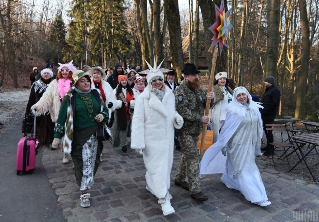 "Різдво в гаю": у Львові стартував фестиваль різдвяних традицій (фото) 10 "Різдво в гаю": у Львові стартував фестиваль різдвяних традицій (фото)