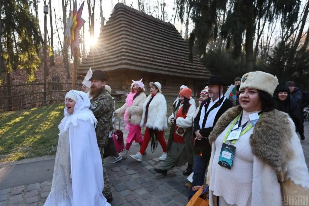 "Різдво в гаю": у Львові стартував фестиваль різдвяних традицій (фото) 5 "Різдво в гаю": у Львові стартував фестиваль різдвяних традицій (фото)