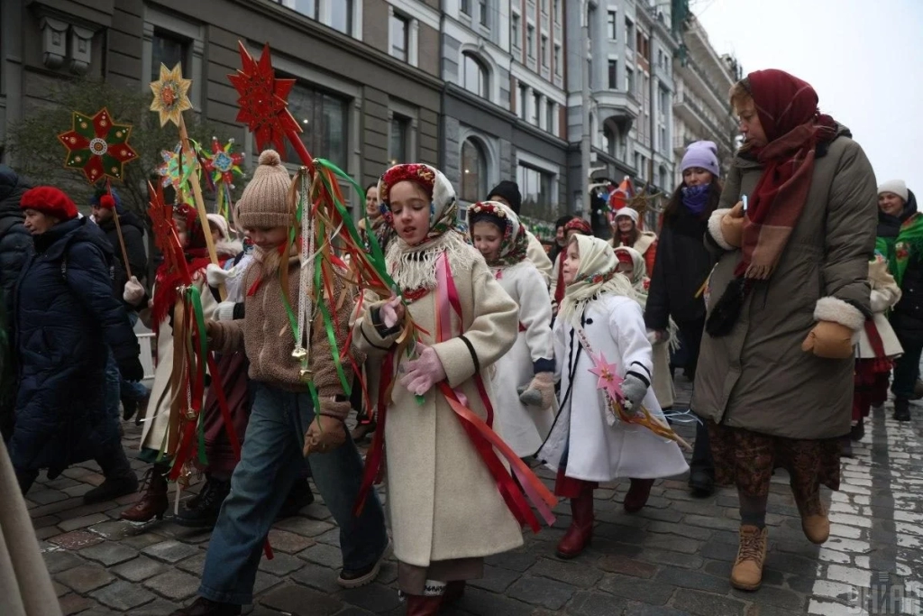 У Києві пройшла Різдвяна хода, присвячена захисникам України (фото) 36 У Києві пройшла Різдвяна хода, присвячена захисникам України (фото)