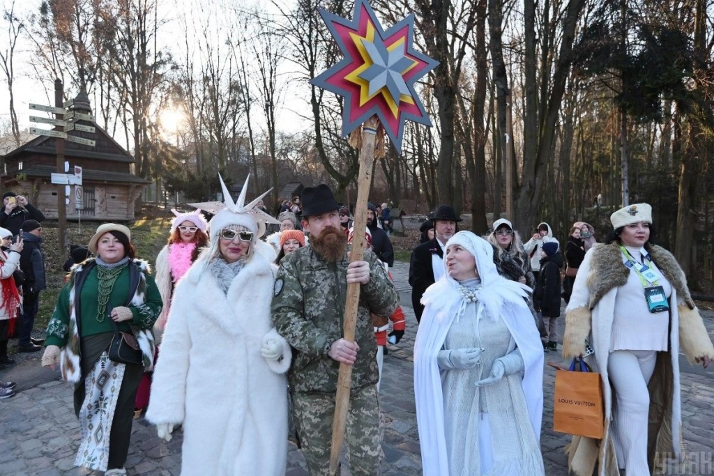 "Різдво в гаю": у Львові стартував фестиваль різдвяних традицій (фото) 13 "Різдво в гаю": у Львові стартував фестиваль різдвяних традицій (фото)