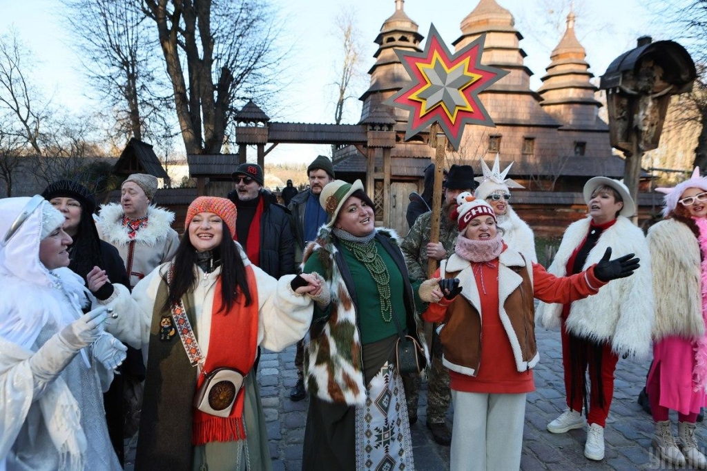 "Різдво в гаю": у Львові стартував фестиваль різдвяних традицій (фото) 1 "Різдво в гаю": у Львові стартував фестиваль різдвяних традицій (фото)