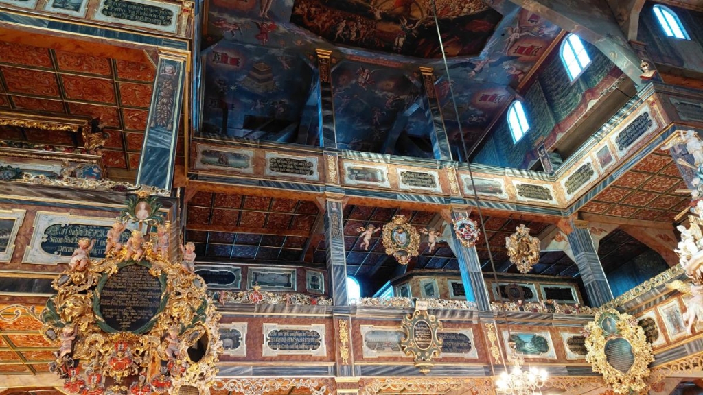 Гірська Польща: містичні Карконоші, ласкаві терми та унікальні церкви 45 Гірська Польща: містичні Карконоші, ласкаві терми та унікальні церкви