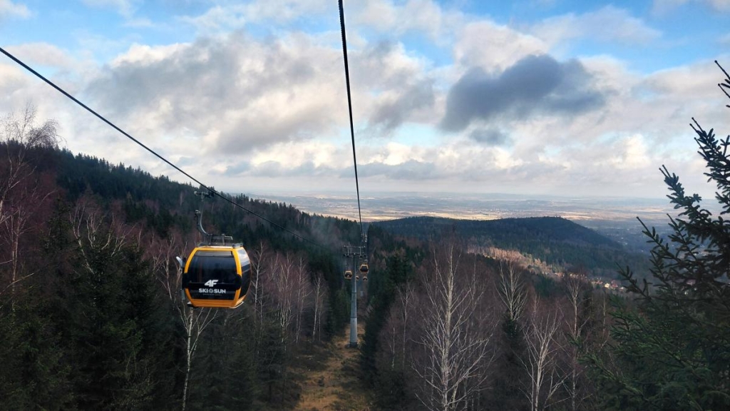 Гірська Польща: містичні Карконоші, ласкаві терми та унікальні церкви 1 Гірська Польща: містичні Карконоші, ласкаві терми та унікальні церкви