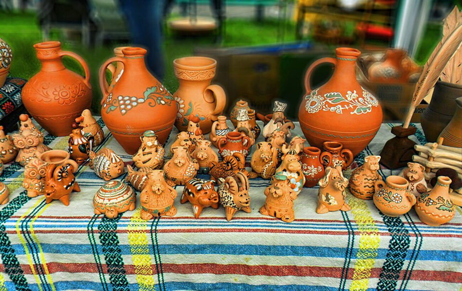 Гончарство, ткацтво, лозоплетіння: де в Україні туристів навчають живим ремеслам Гончарство, ткацтво, лозоплетіння: де в Україні туристів навчають живим ремеслам 2