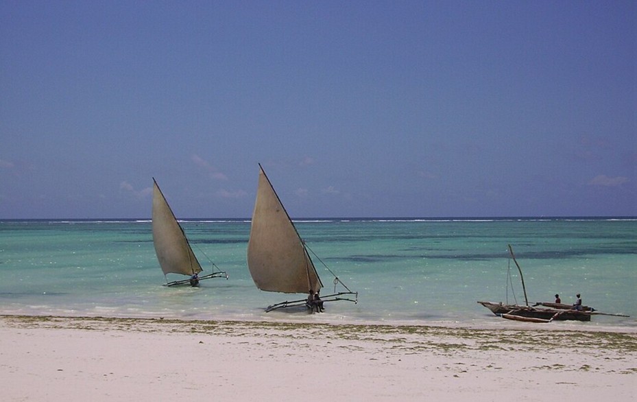 Море у грудні: куди поїхати, щоб перезавантажитися перед Новим роком Море у грудні: куди поїхати, щоб перезавантажитися перед Новим роком 6