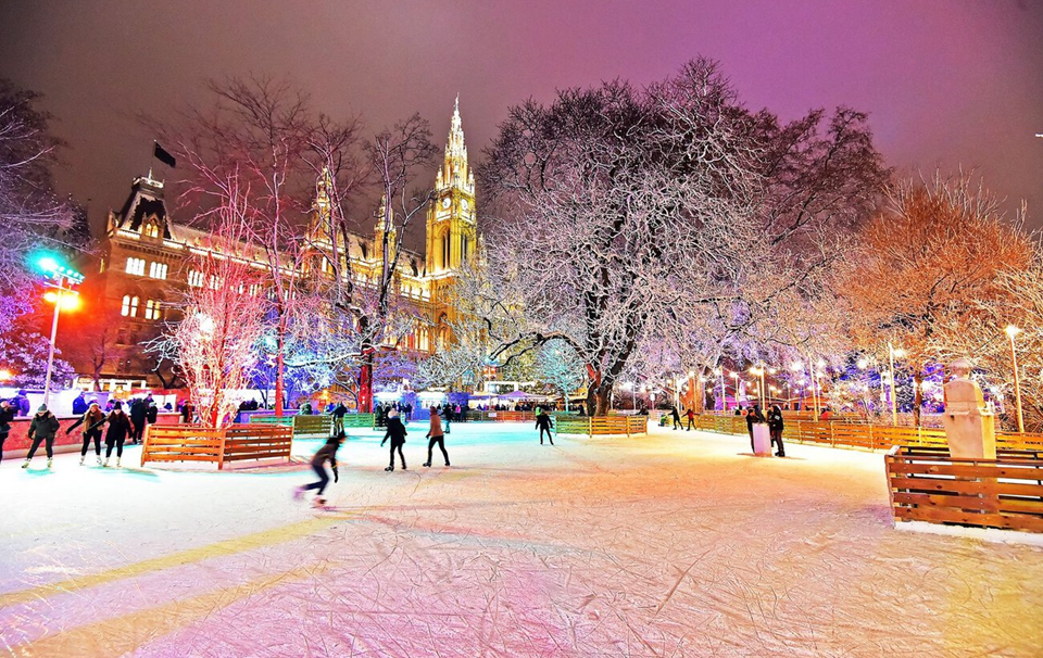 Від них захоплює дух: легендарні ковзанки, які потрібно побачити хоча б раз у житті Від них захоплює дух: легендарні ковзанки, які потрібно побачити хоча б раз у житті 3