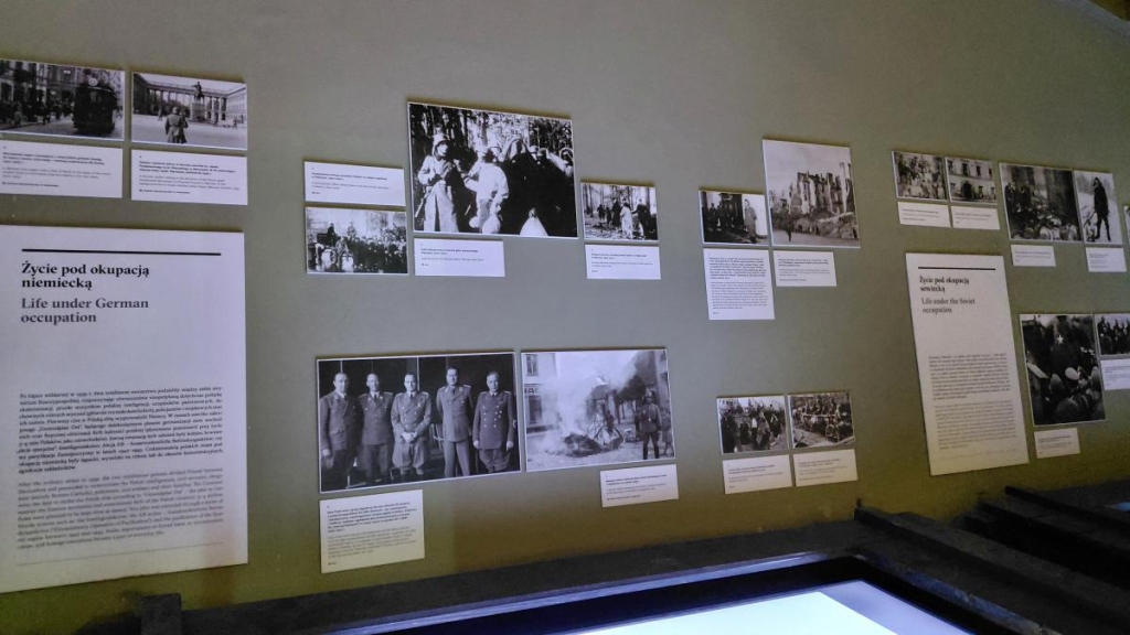 Вроцлав взимку: що подивитися і як зігрітися 37 Для поляків нацистська та радянська окупація однаково болюча тема / фото Марина Григоренко