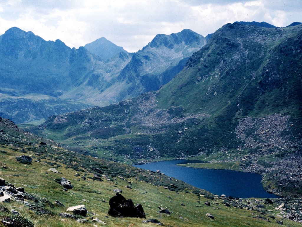 Загадкова Андорра. Цікаві факти, які вам не розкажуть туристичні гіди Загадкова Андорра. Цікаві факти, які вам не розкажуть туристичні гіди 4