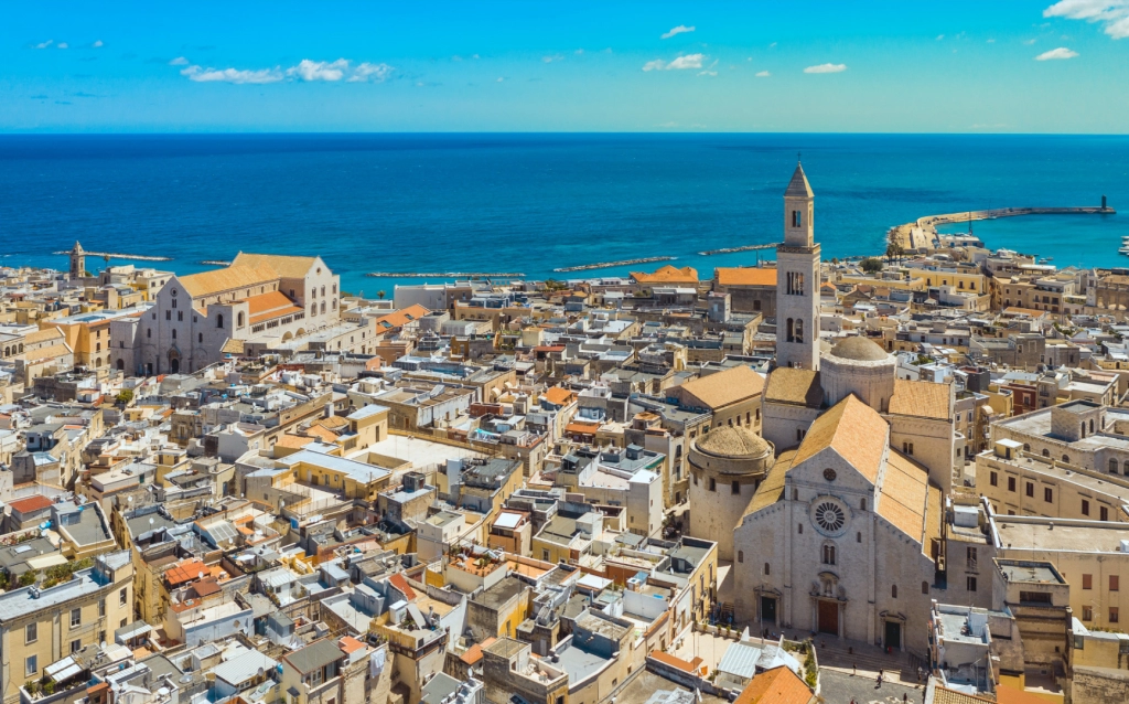 7 незвичайних напрямків, які стануть хітами туризму у 2026 року: куди варто поїхати 7 незвичайних напрямків, які стануть хітами туризму у 2026 року: куди варто поїхати 8