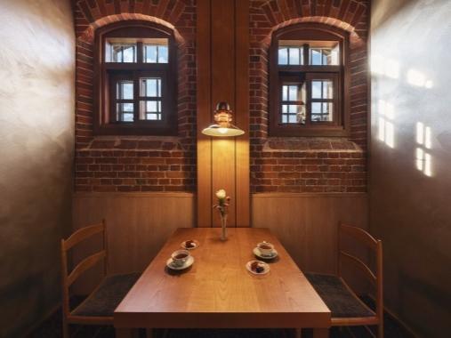 Номери замість камер: у Японії заплановано відкриття розкішного готелю в приміщенні колишньої в’язниці (фото) 3 Номери замість камер: в Японії відкриють люксовий готель у будівлі колишньої в’язниці (фото)