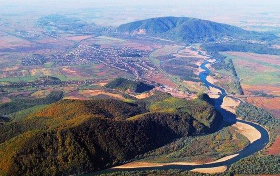 Поселення з історією у мільйон років: де шукати найстаріше село України Поселення з історією у мільйон років: де шукати найстаріше село України 3