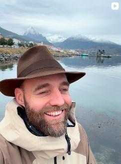 Мандрівник обійшов усі країни світу без авіаперельотів і зазначив, за якою з них відчуває найбільшу ностальгію. 2 Турист відвідав усі країни світу, не літаючи літаком, і назвав одну, за якою сумує найбільше