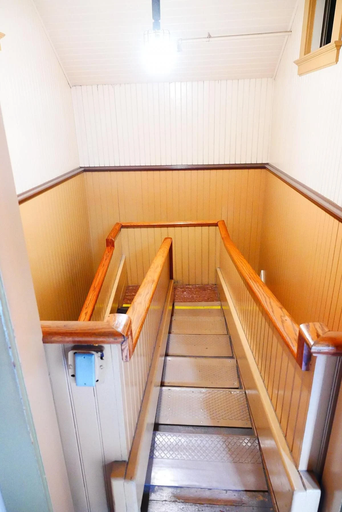 У Каліфорнії є величезний маєток, в якому "мешкають" тисячі привидів: в чому його таємниця 15 У Каліфорнії є величезний маєток, в якому "мешкають" тисячі привидів: в чому його таємниця