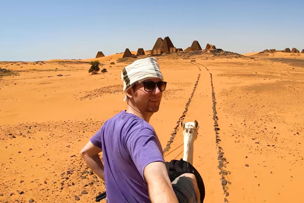 Чоловік обійшов усі держави Африки і виділив три, які варто відвідати. 1 Чоловік відвідав усі країни Африки і назвав три, які точно варто побачити