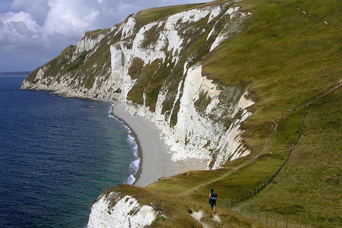 Погода пошкодила частину неповторного "динозаврячого узбережжя" в Англії. 1 Негода зруйнувала частину унікального "динозаврячого узбережжя" в Англії