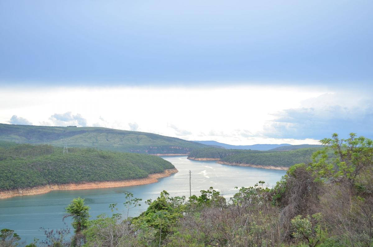 "Частина споруд збереглася": у Бразилії знайдено "забуте місто" на дні великого озера 1 "Деякі будинки досі цілі": у Бразилії виявили "загублене місто" на дні величезного озера