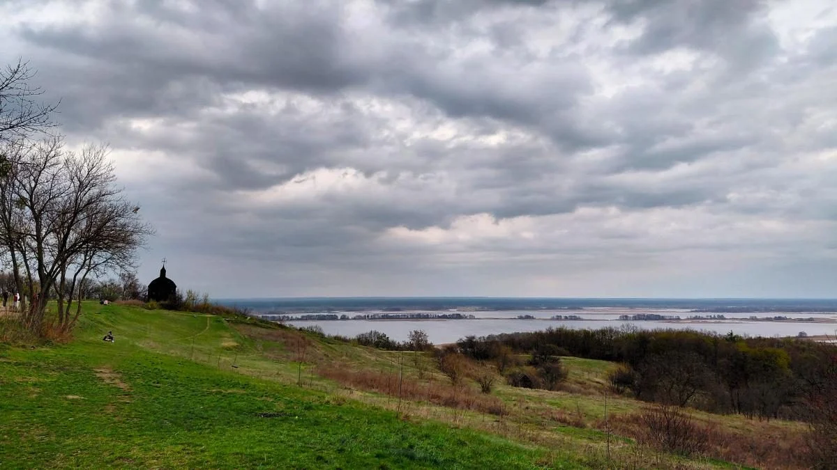 Витачів на Великдень: локація з енергетикою на живописних схилах Дніпра 17 На Великдень у Витачів: місце сили на мальовничих схилах Дніпра