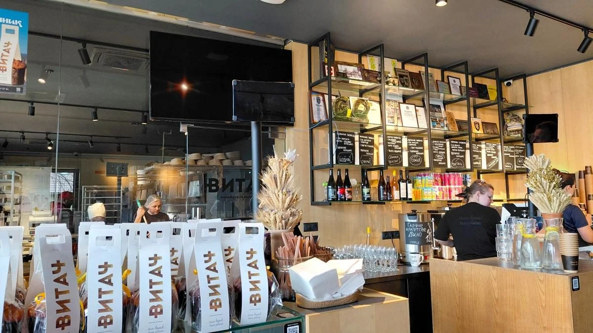 Витачів на Великдень: локація з енергетикою на живописних схилах Дніпра 5 На Великдень у Витачів: місце сили на мальовничих схилах Дніпра