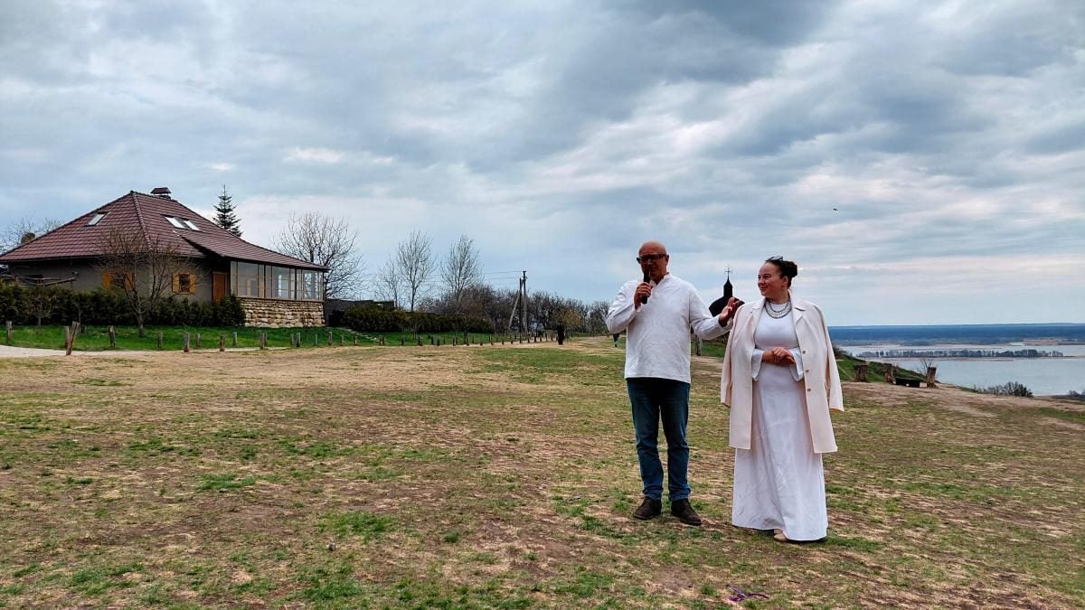 Витачів на Великдень: локація з енергетикою на живописних схилах Дніпра 8 На Великдень у Витачів: місце сили на мальовничих схилах Дніпра