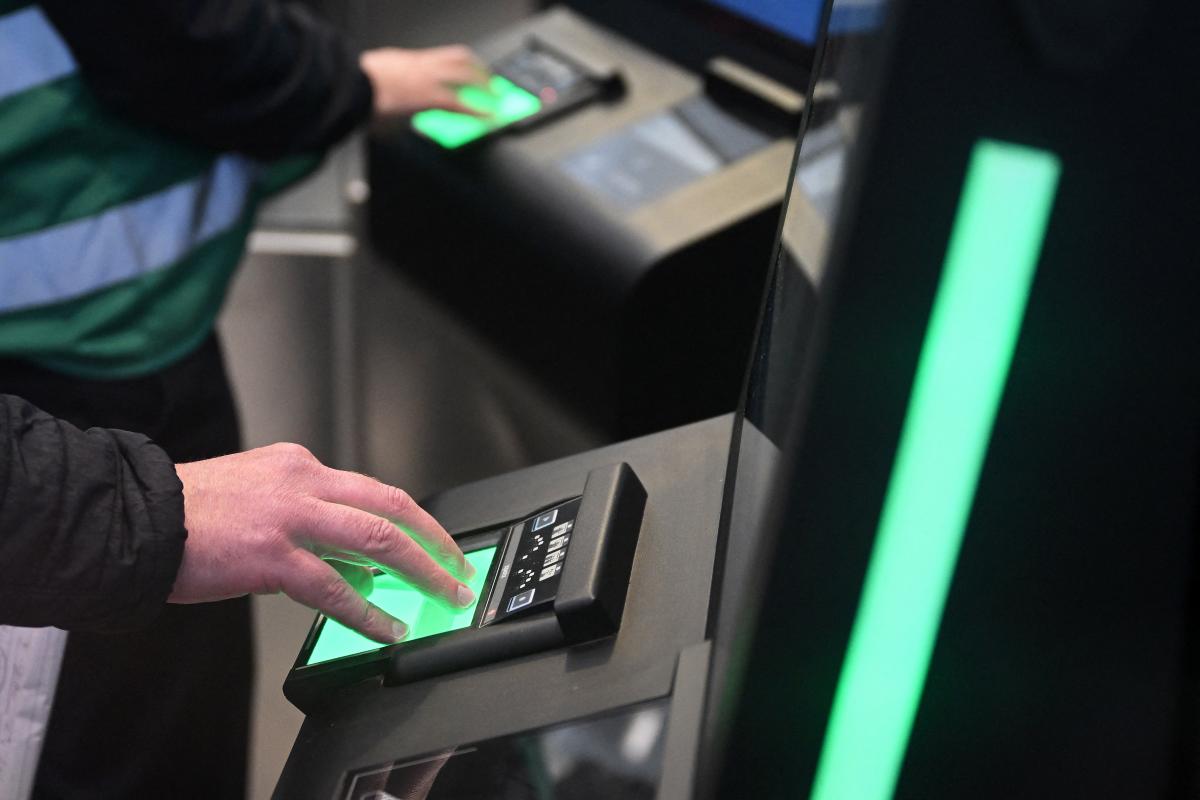 В Європейському Союзі розпочала функціонувати нова система в'їзду: які наслідки це має для українських громадян 1 В ЄС повноцінно запрацювала нова система в’їзду: що це означає для українців
