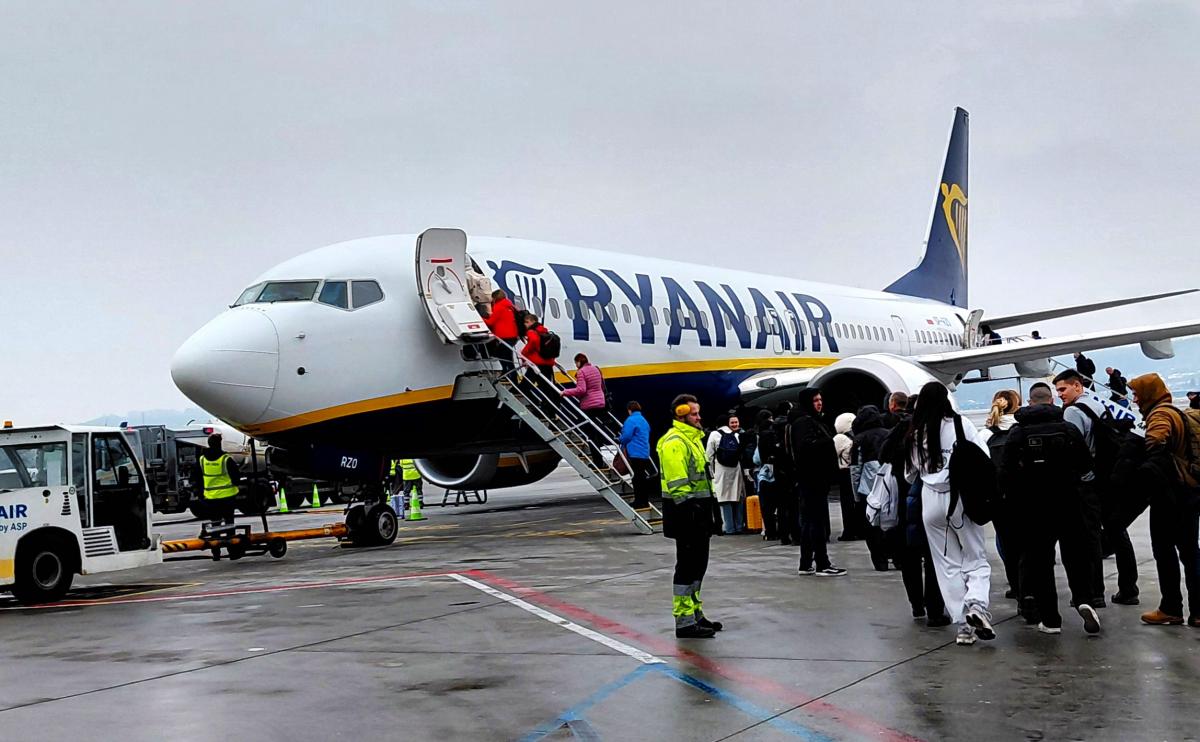 Ryanair оприлюднила інформацію про скасування рейсів у зв'язку з паливною кризою. 1 У Ryanair виступили із заявою щодо скасування рейсів на тлі паливної кризи